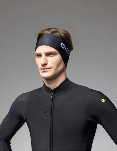 Opaska rowerowa Alé Cycling Strada 2.0, biały, na modelu, przód