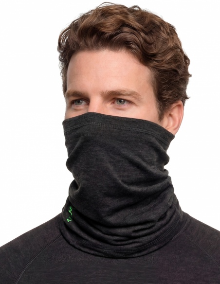 Komin wielofunkcyjny merino unisex Schöffel Luterra, czarny, na modelu, przód